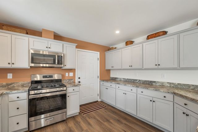 15-B Wildflower Lane, Plymouth, NH 03264