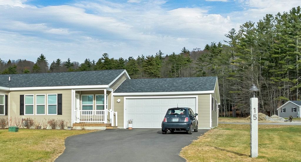 15-B Wildflower Lane, Plymouth, NH 03264