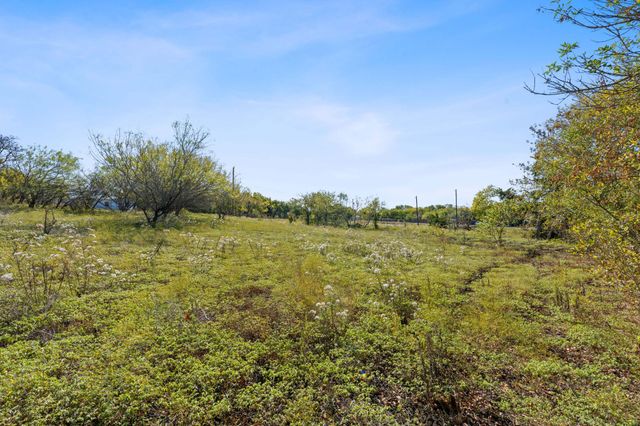 130 Meyers RD, Buda, TX 78610