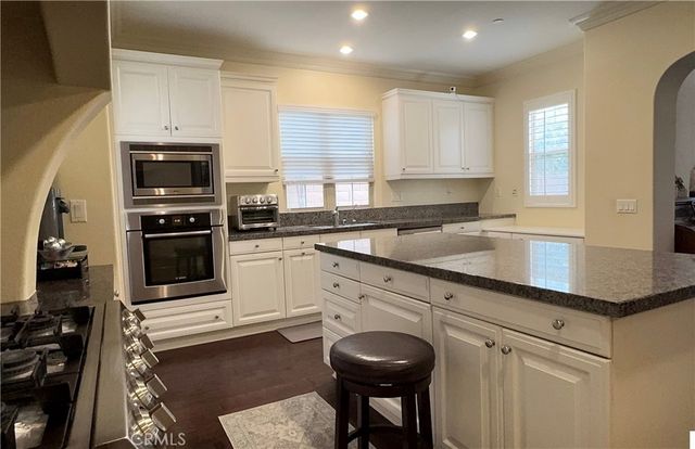 39 Arrowhead, Irvine, CA 92618