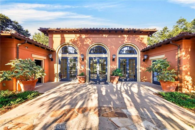 39 Arrowhead, Irvine, CA 92618