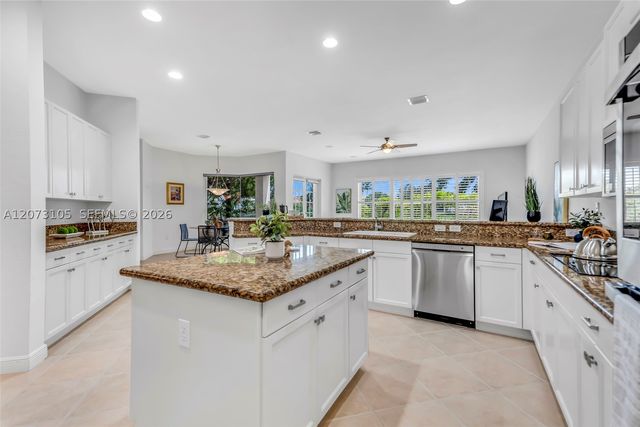 15190 SW 34th St, Davie, FL 33331