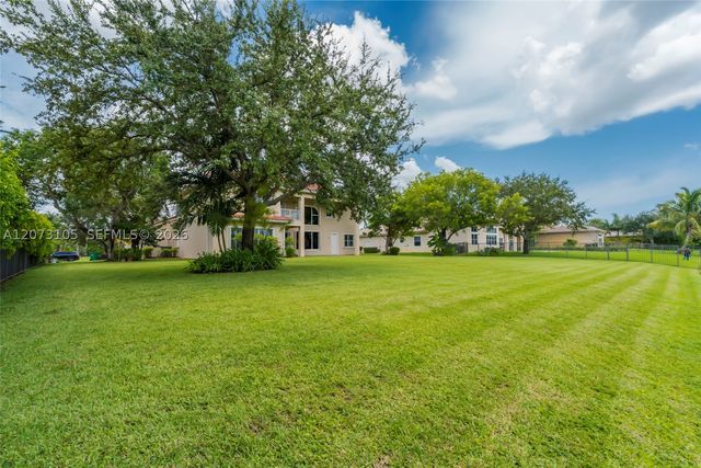 15190 SW 34th St, Davie, FL 33331