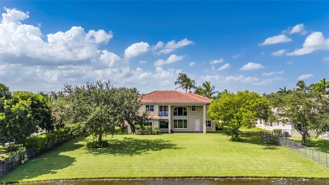 15190 SW 34th St, Davie, FL 33331