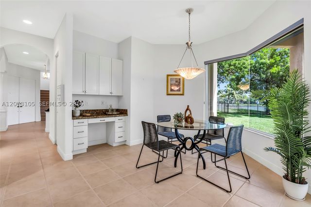 15190 SW 34th St, Davie, FL 33331