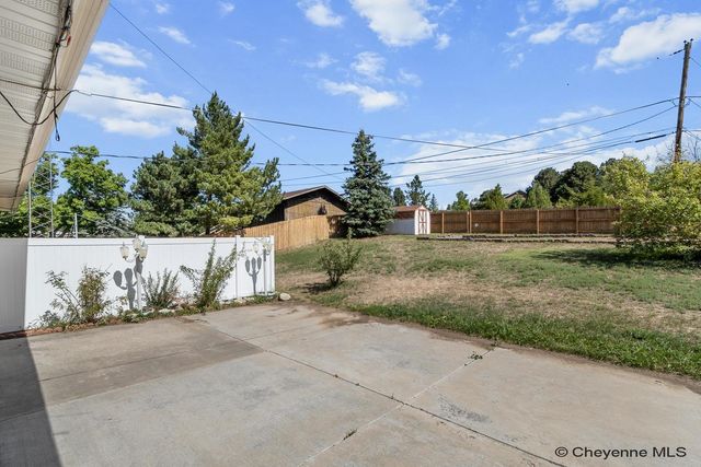 5409 HILLTOP AVE, Cheyenne, WY 82009