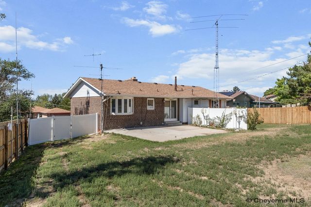 5409 HILLTOP AVE, Cheyenne, WY 82009