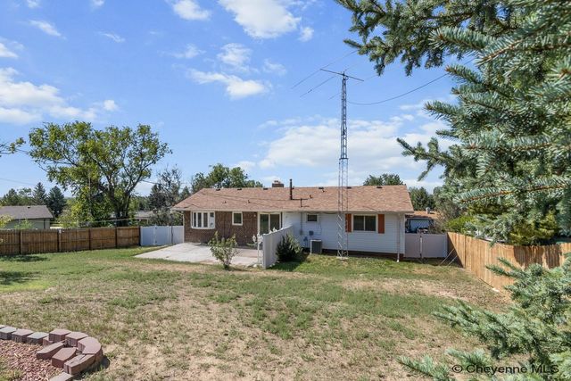 5409 HILLTOP AVE, Cheyenne, WY 82009
