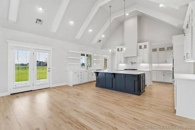 8403 S Timber Wolf Drive, Broken Arrow, OK 74014