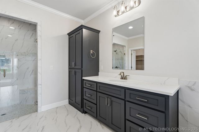 8403 S Timber Wolf Drive, Broken Arrow, OK 74014