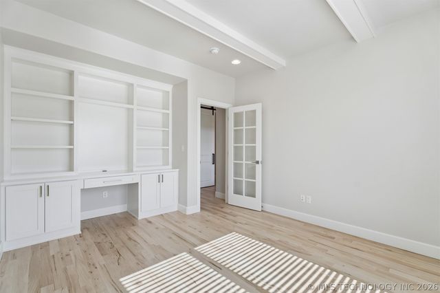 8403 S Timber Wolf Drive, Broken Arrow, OK 74014