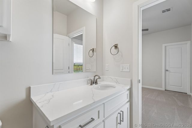 8403 S Timber Wolf Drive, Broken Arrow, OK 74014