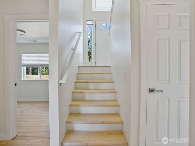 1675 SW 8th Avenue, Oak Harbor, WA 98277