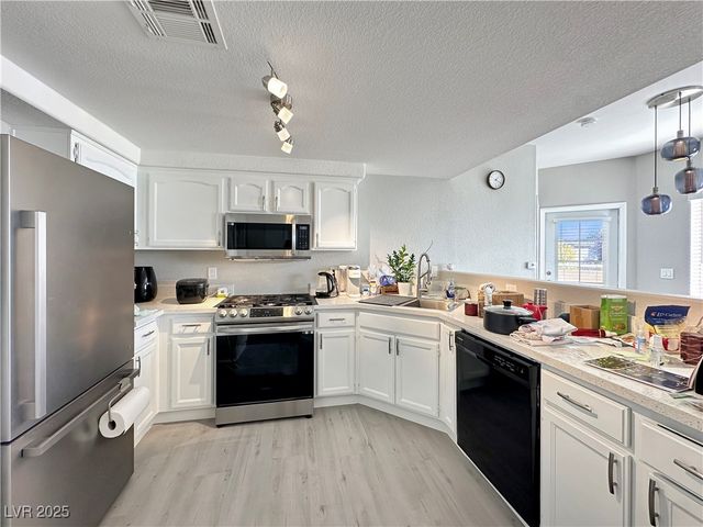 3400 Cabana Drive 2099, Las Vegas, NV 89122