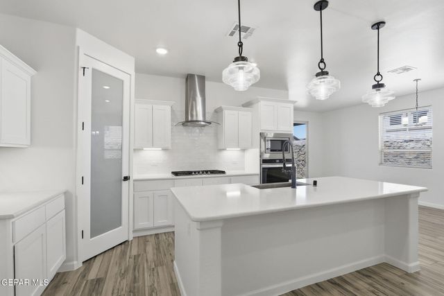 253 Farnborough Street, El Paso, TX 79928