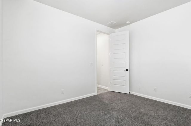 253 Farnborough Street, El Paso, TX 79928