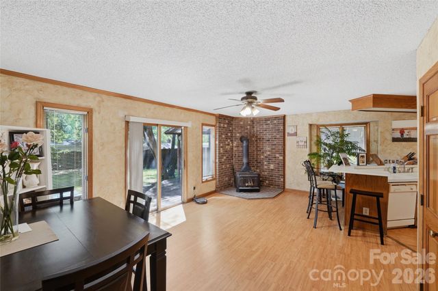7040 Summer Place, Charlotte, NC 28213