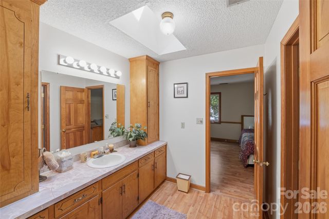 7040 Summer Place, Charlotte, NC 28213
