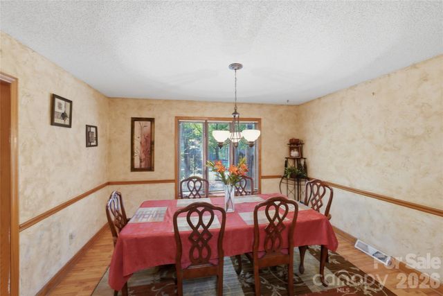 7040 Summer Place, Charlotte, NC 28213