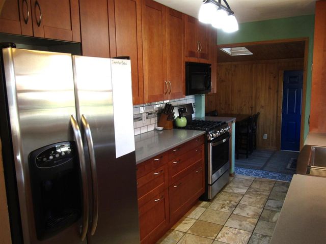 873 Benton Avenue, Janesville, WI 53545