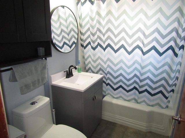 873 Benton Avenue, Janesville, WI 53545