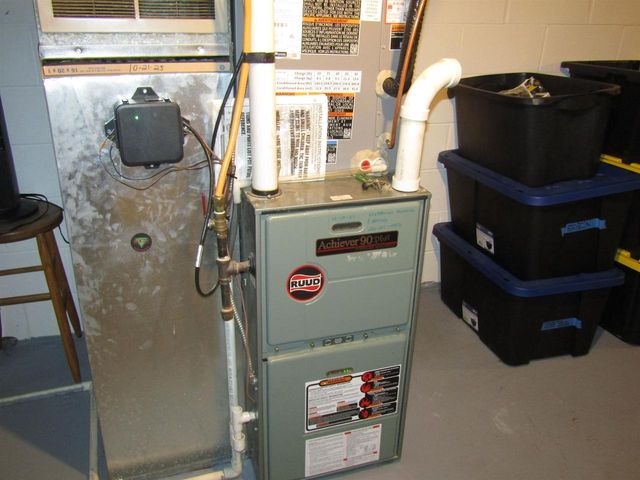 873 Benton Avenue, Janesville, WI 53545