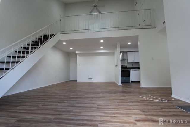 912 Aspen Drive, Plainsboro, NJ 08536