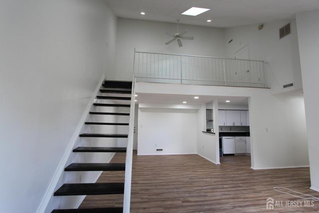 912 Aspen Drive, Plainsboro, NJ 08536