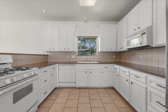 526 Pine Road, Clear Lake Shores, TX 77565