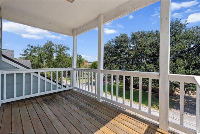 526 Pine Road, Clear Lake Shores, TX 77565
