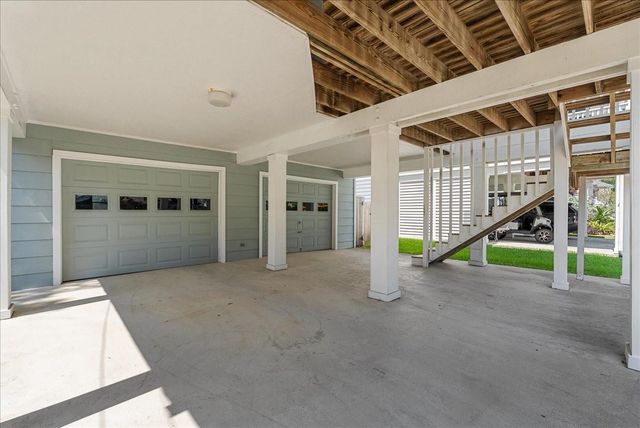 526 Pine Road, Clear Lake Shores, TX 77565