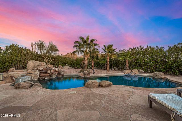 6831 E STAGECOACH PASS --, Carefree, AZ 85377