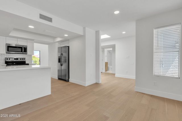 220 N 22ND Place 2036, Mesa, AZ 85213