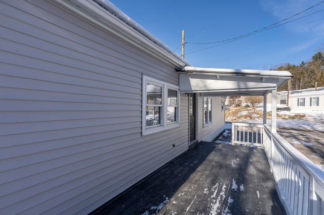 14 Stage Coach Circle, Londonderry, NH 03053