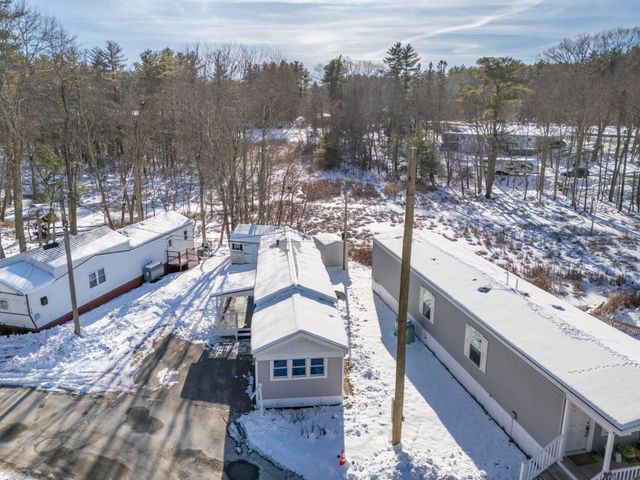 14 Stage Coach Circle, Londonderry, NH 03053