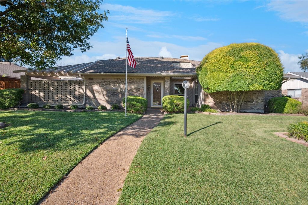 4009 Weyburn Place, Plano, TX 75023