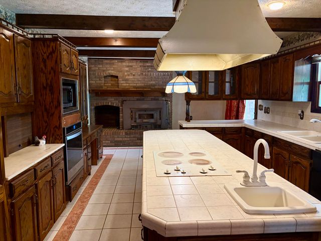 8123 Barbourville Road, London, KY 40744