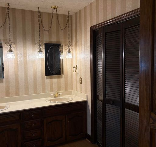 8123 Barbourville Road, London, KY 40744