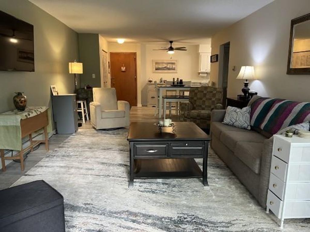 2720 Dale Street N C113, Roseville, MN 55113 — photo 3