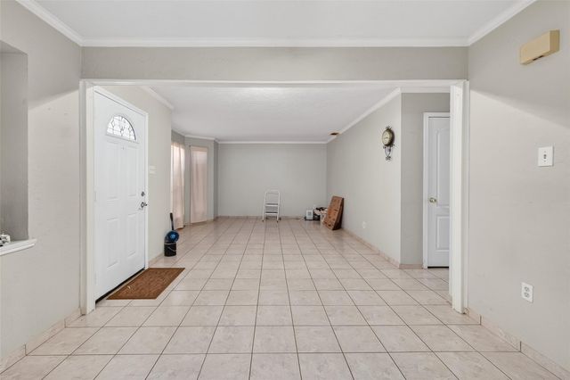 3834 Willow Springs Lane, Houston, TX 77080