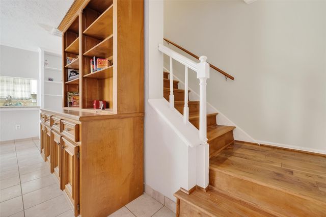 3834 Willow Springs Lane, Houston, TX 77080