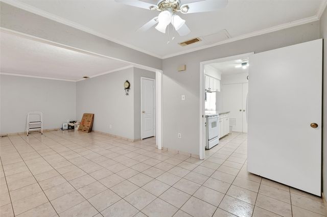 3834 Willow Springs Lane, Houston, TX 77080