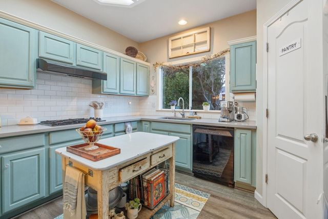 5126 W Modoc Avenue, Visalia, CA 93291