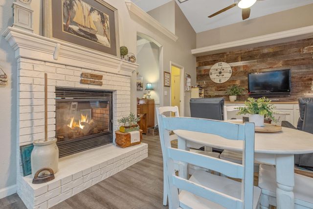 5126 W Modoc Avenue, Visalia, CA 93291