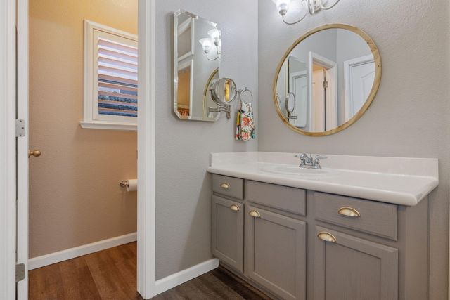 5126 W Modoc Avenue, Visalia, CA 93291