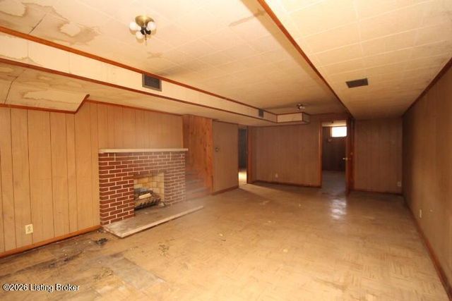 1961 Glensboro Rd, Lawrenceburg, KY 40342