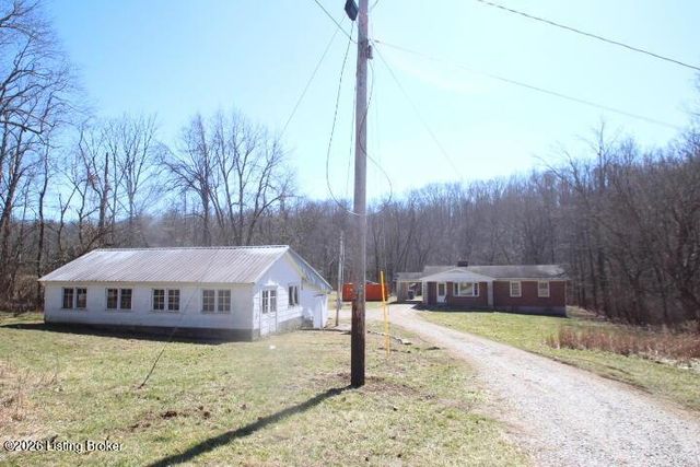 1961 Glensboro Rd, Lawrenceburg, KY 40342