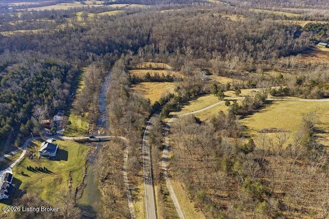 1961 Glensboro Rd, Lawrenceburg, KY 40342