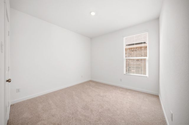 4736 Paynes Valley Drive, Ennis, TX 75119