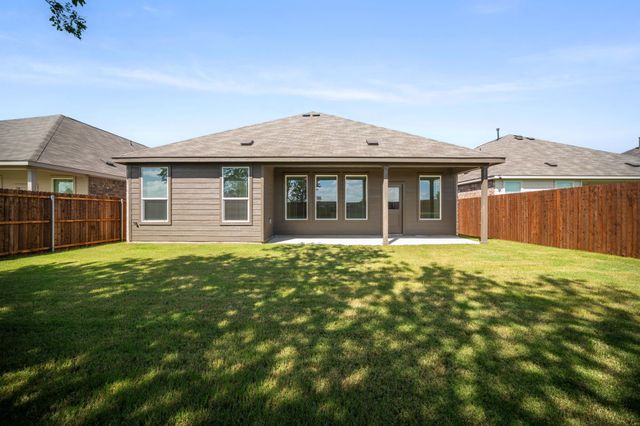 4736 Paynes Valley Drive, Ennis, TX 75119